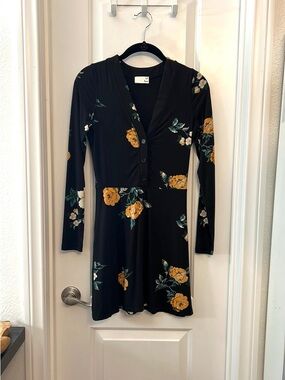Wilfred Black Long Sleeve V-Neck Dress with Yellow Rose Print
